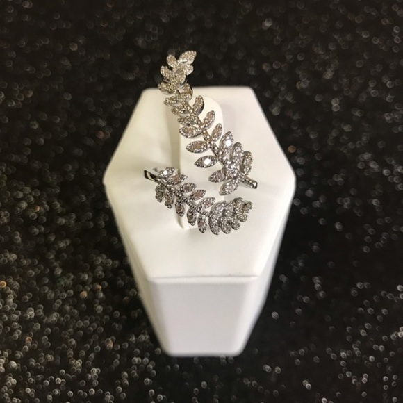 FLOWER BRIDAL RING - Picture 4 of 6